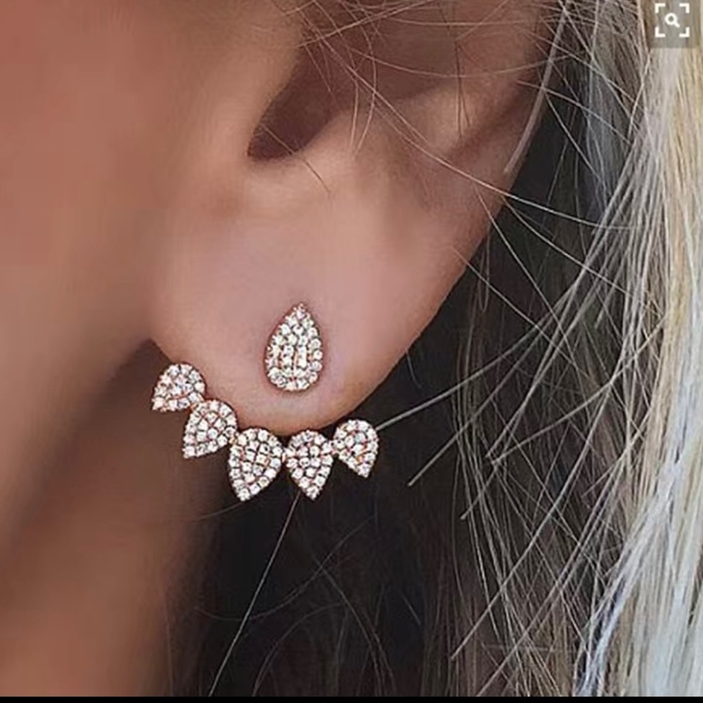 Stunning Silver plated Fan shaped zircon stones back hanging earrings